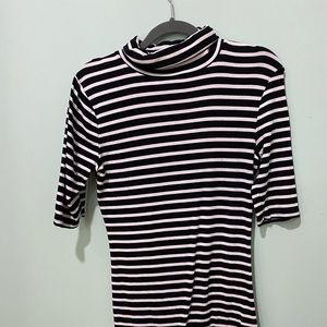 Striped Short Sleeve Turtleneck